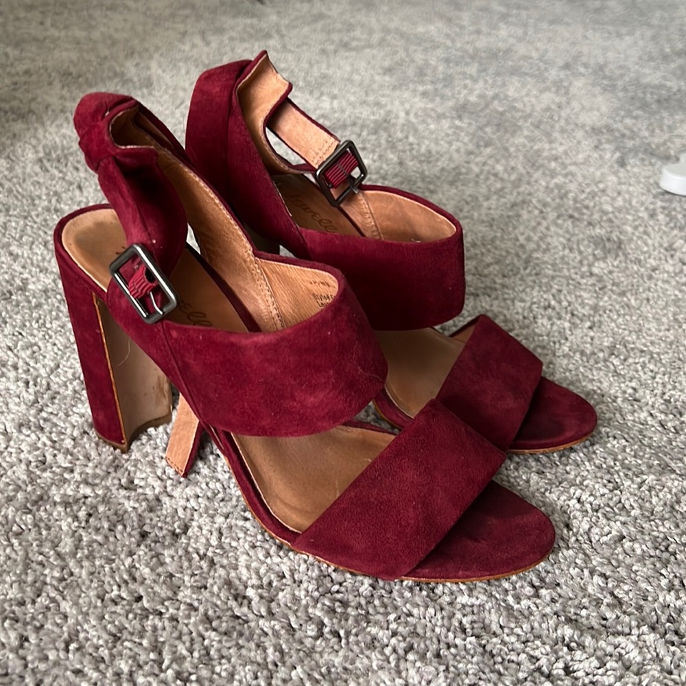 Madewell velvet maroon heel